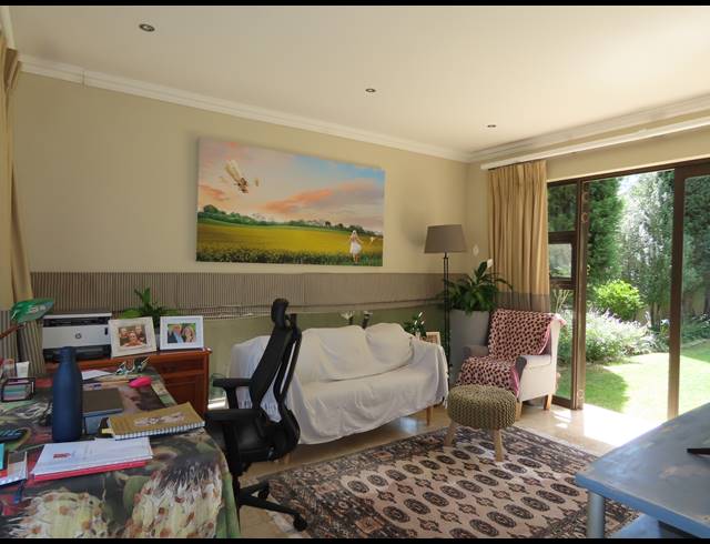 3 BEDROOM GATED ESTATE RENTED IN BRYANSTON